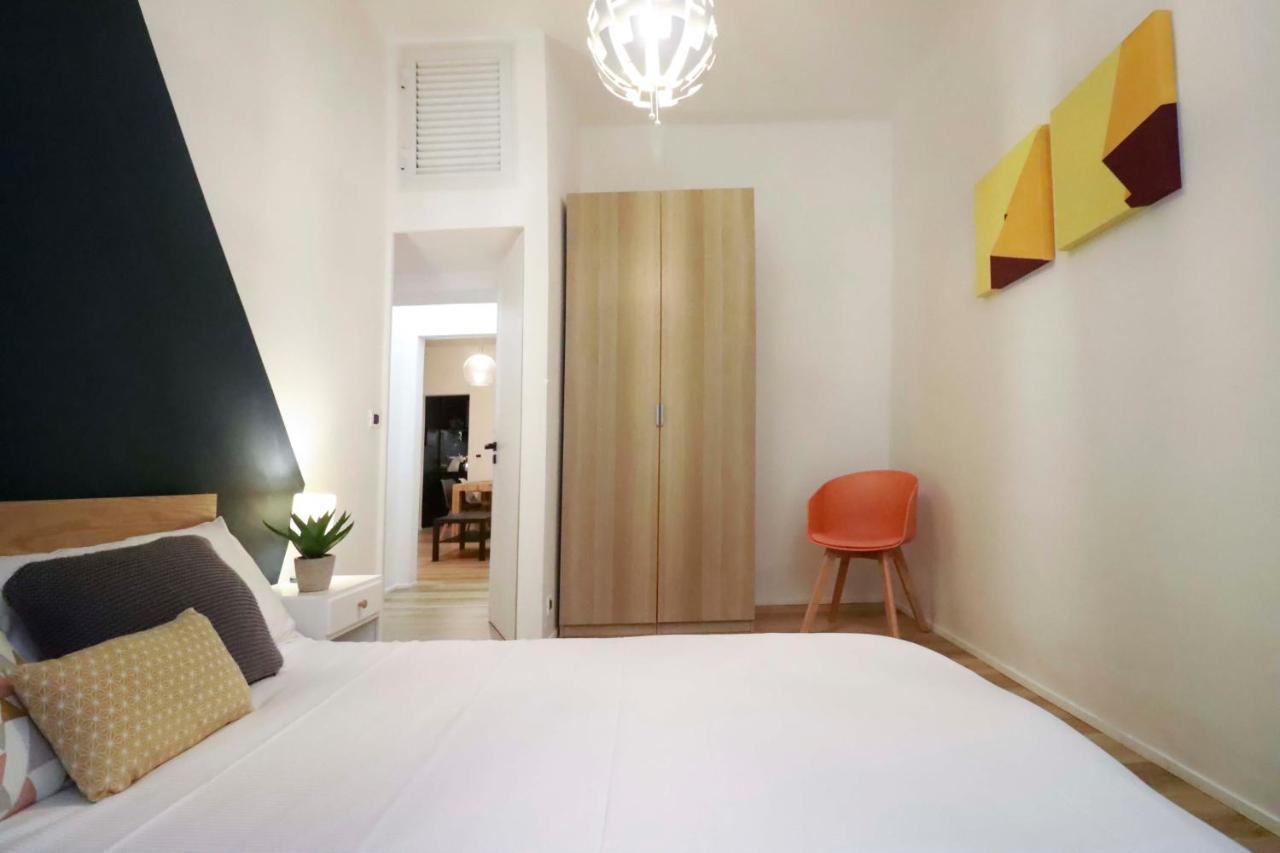 Casaviva - Modern Trilo In Genova Carmine Apartment Exterior photo