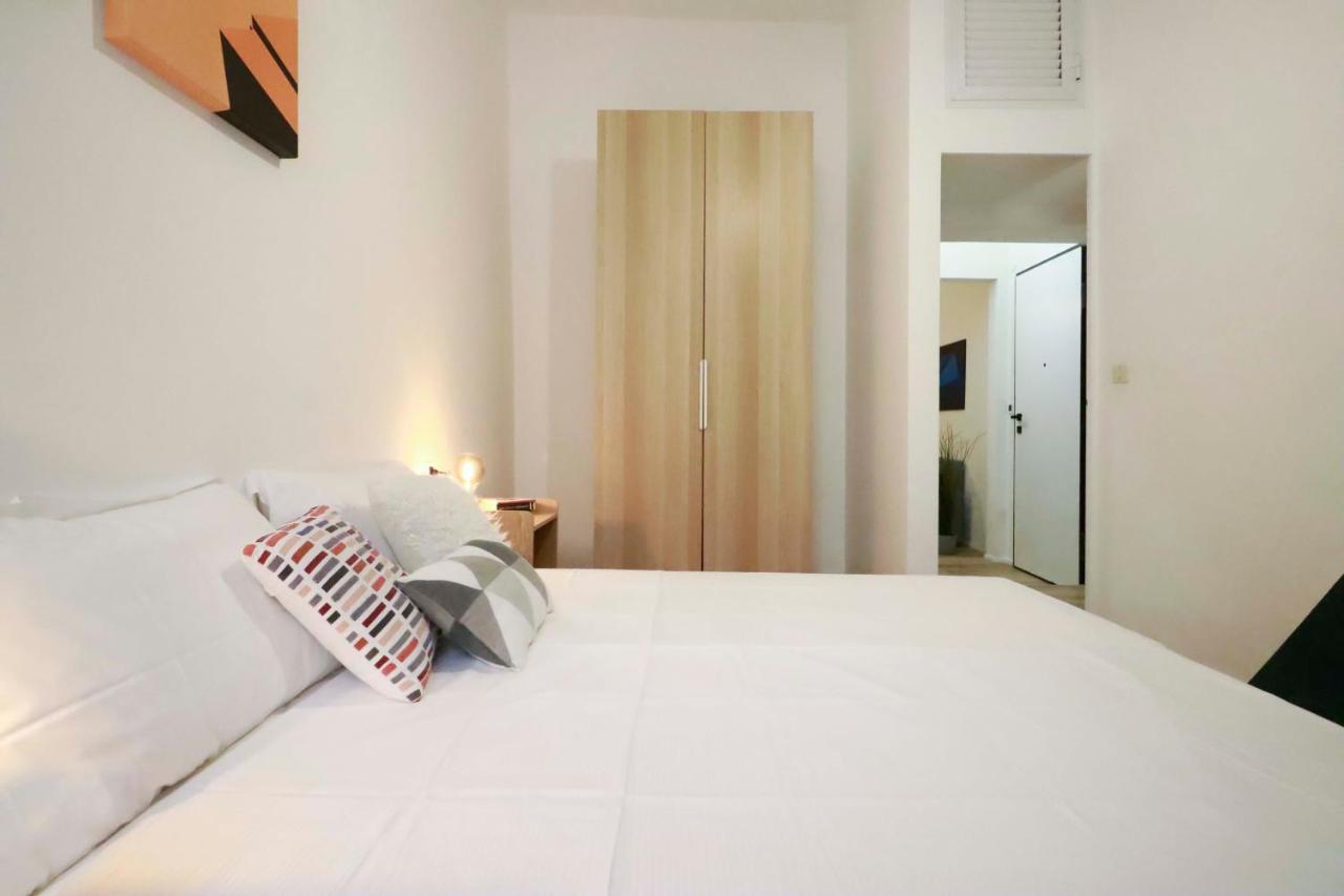 Casaviva - Modern Trilo In Genova Carmine Apartment Exterior photo